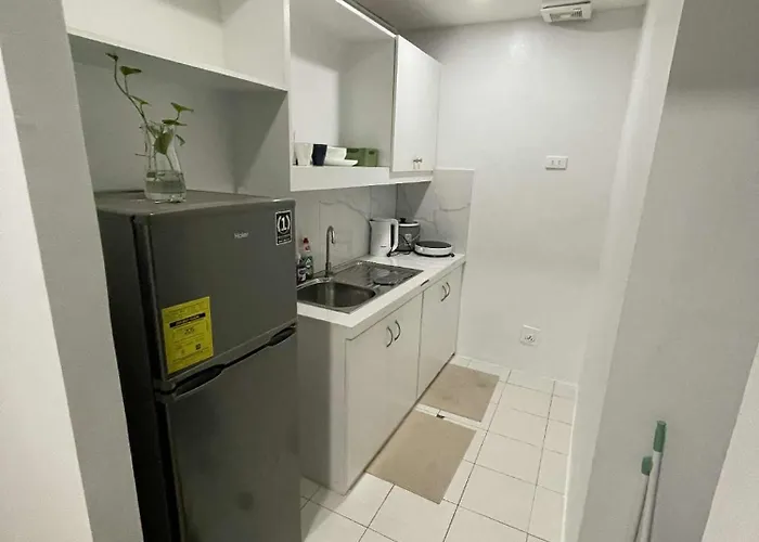 Apartment Bgc Near St Luke Bonifacio Taguig